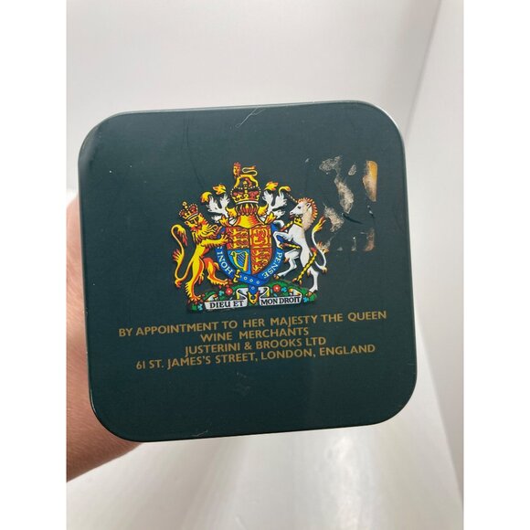 Vintage J&B Whiskey Charles Dickens Christmas Carol Tin - Picture 6 of 8